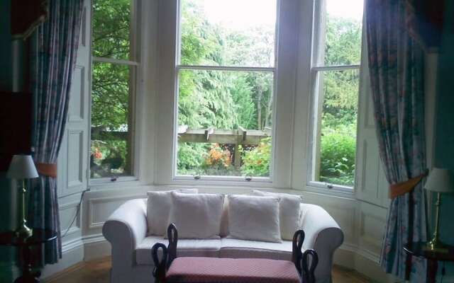 Binniemyre Guest House