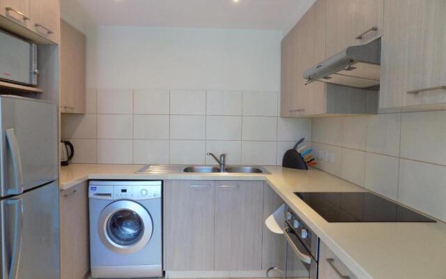 2b Seafront Boutique Apartment - Finikoudes Beach
