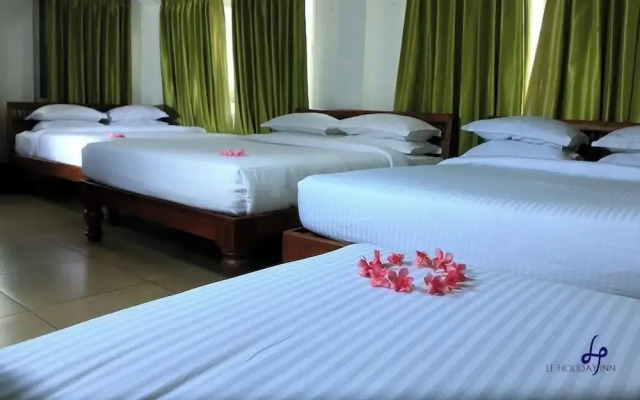 Le Holiday Inn