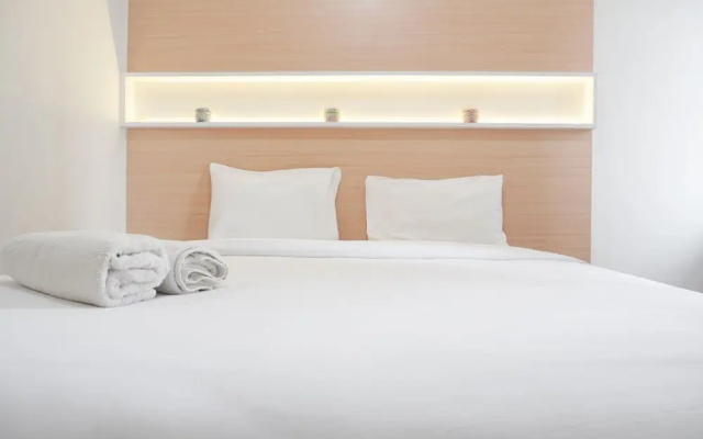 Fancy And Comfort Studio At Transpark Cibubur Apartment
