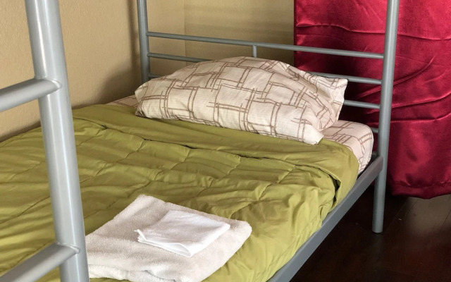 WHOLE Family - WholeStyl - Hostel