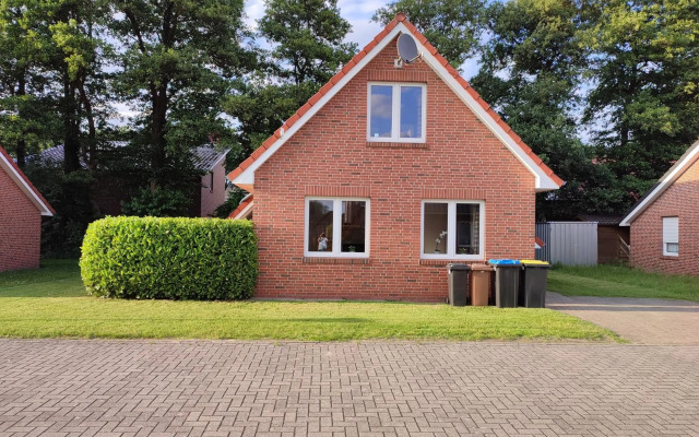 Idyllisches Ferienhaus nähe Badesee und MEYER WERFT Papenburg