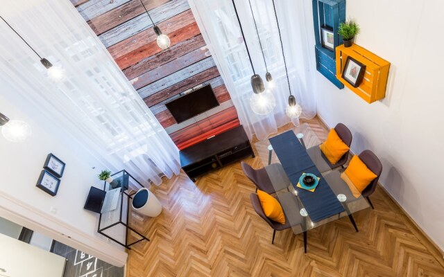 Oktober 6 6 Apartment