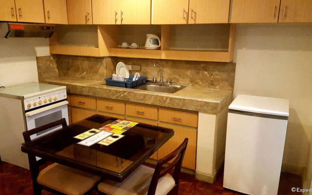 Lourdes Suites Makati powered by Cocotel