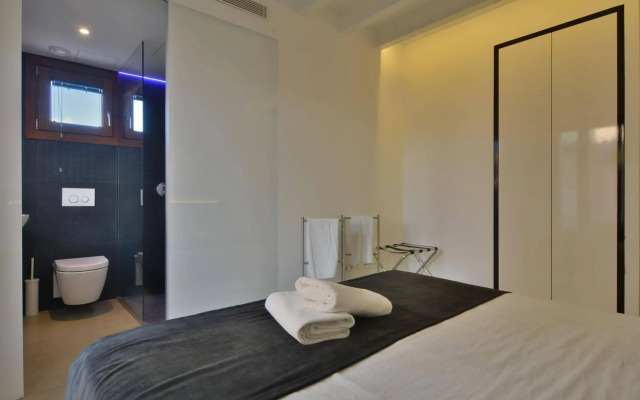 Lonja Suites Apartments