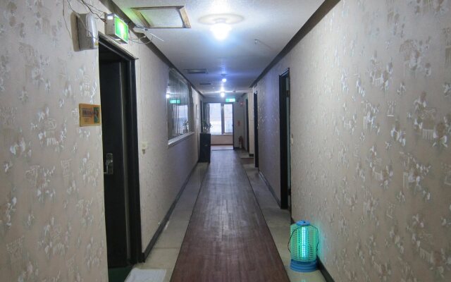 Aiwa Hotel
