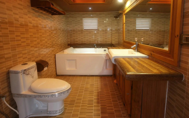 Eureka Serenity Athiri Inn