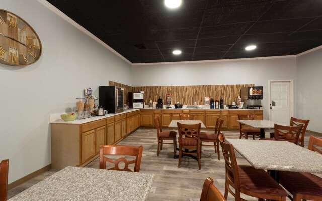Quality Inn & Suites Manitou Springs at Pikes Peak