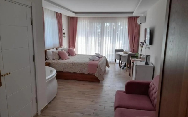 Infinity Ruby Hotel