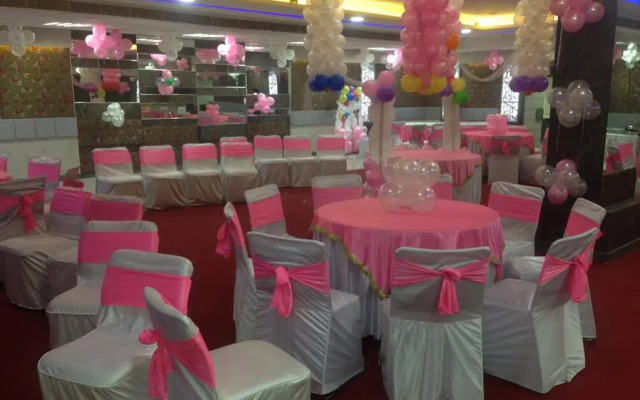 Hotel Hyphen Noida