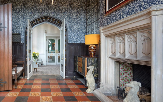 Horsted Place