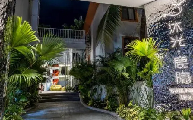 Sanya muguang · Luyin design beautiful house