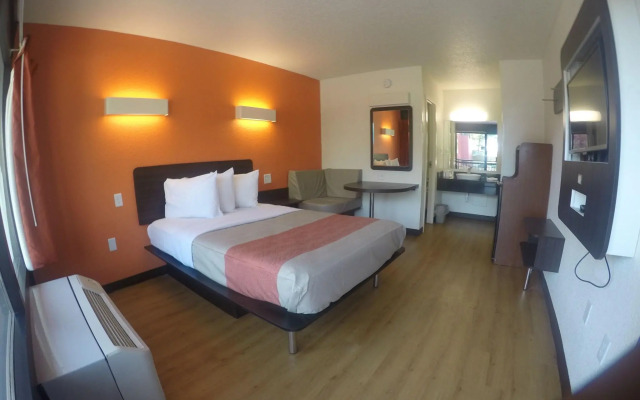 Rodeway Inn Baltimore - Inner Harbor South