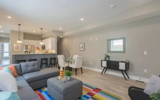 PRISTINE 3 bedroom Garage Close to UPENN