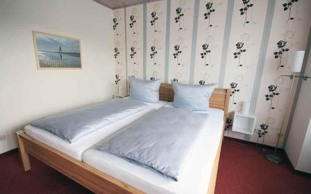 Kleine-Ferienwohnung-6-Strandnah-und-mit-Meerblick-im-Haus-Seeluft-Duhnen