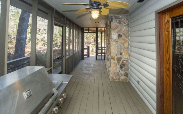 Lake Side Retreat