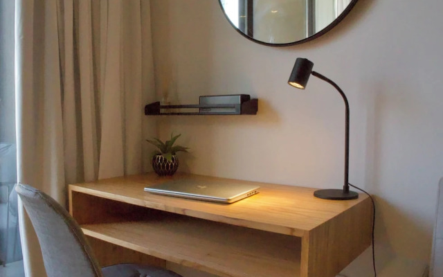 Vivi Palermo Hollywood C2D