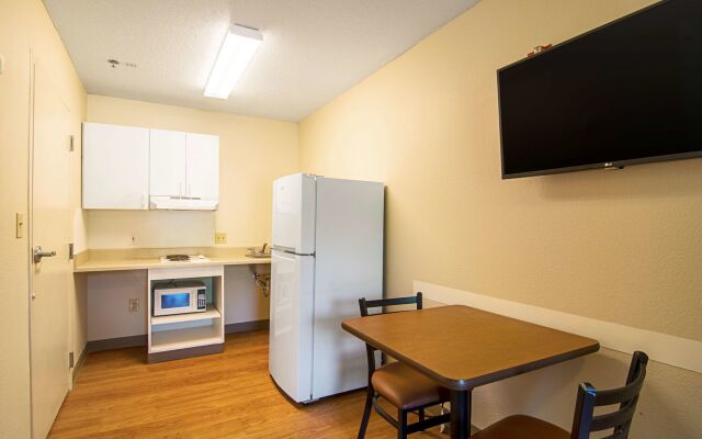 HomeTowne Studios Tacoma - Puyallup