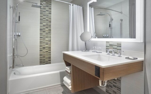 The Westin Calgary Airport