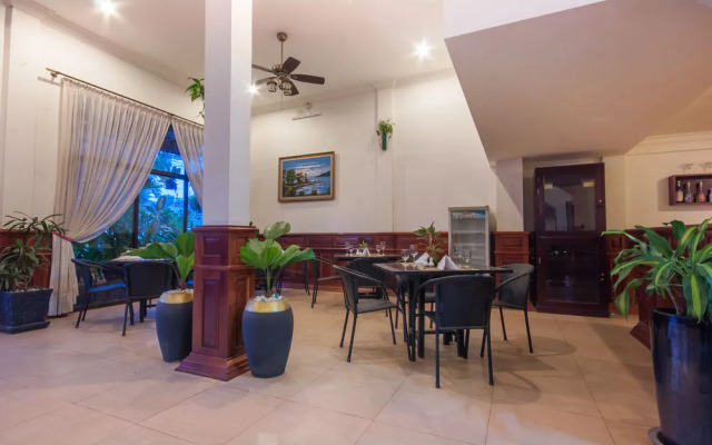 Siem Reap Bat Hotel