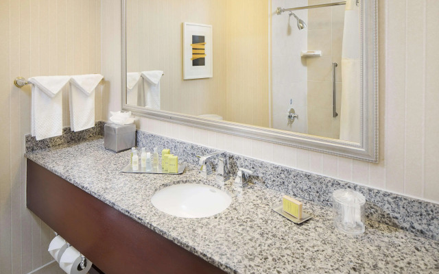 DoubleTree by Hilton Los Angeles - Commerce