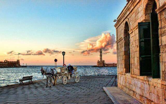 Beautiful 2-bed Apartment in Chania 65 sqm Space w