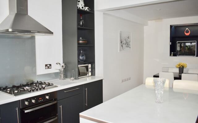 2 Bedroom House in the Heart of Hanover