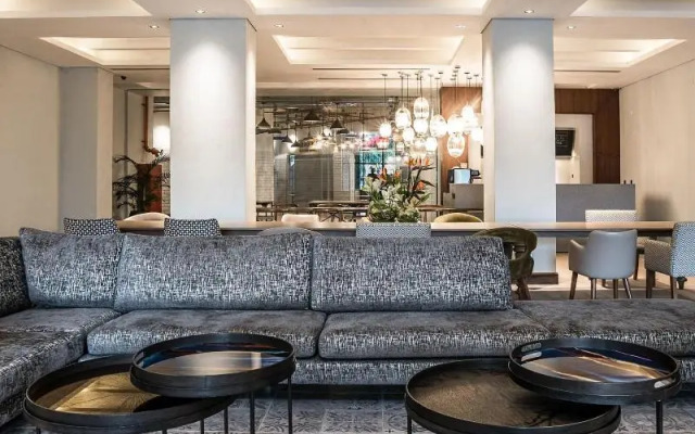 Trademark Hotel