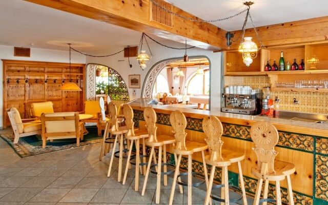 Guesthouse & Aparthotel Chesa Silva