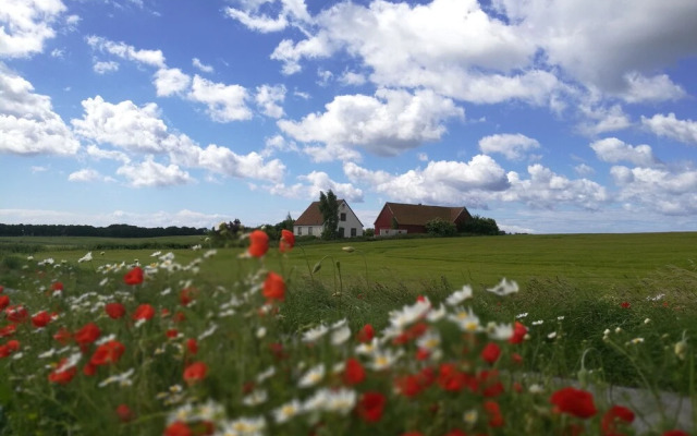 Gården mellan Slotten
