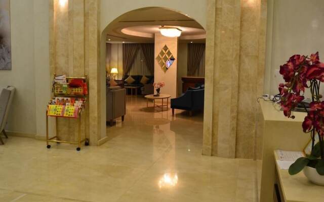 Larissa Suites