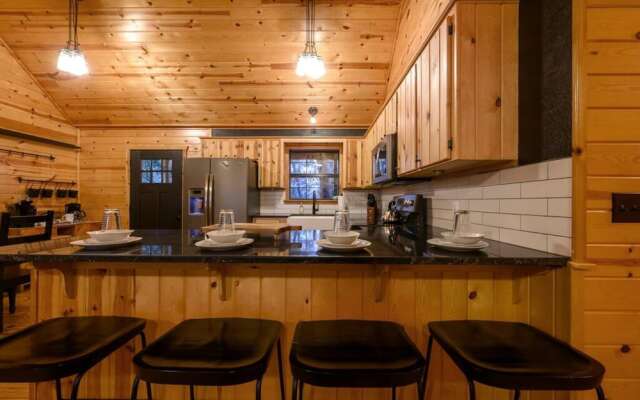 Cabin Creek Fire Pit Hot Tub