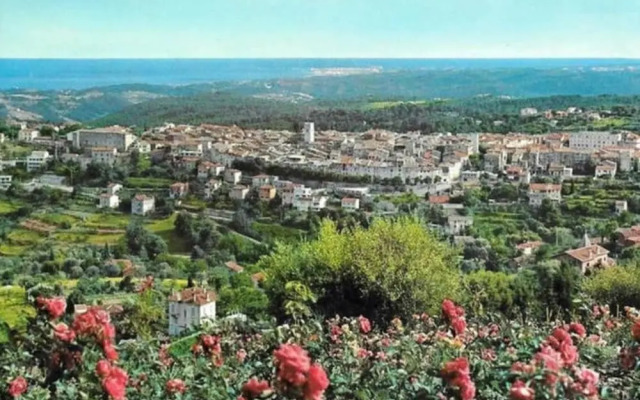 Studio In Vence With Wonderful City View Private Pool Enclosed Garden 8 Km From The Beach