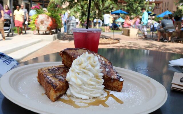 5BR/4BA House Sleeps 20 Downtown