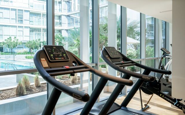 Elegant And Bright Apartment In City Walk