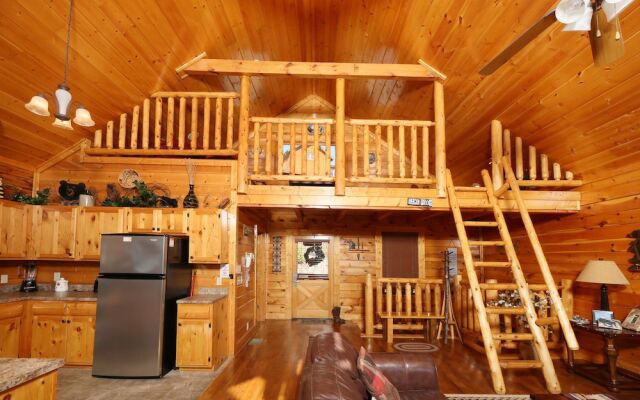 Howling Wolf - One Bedroom Cabin