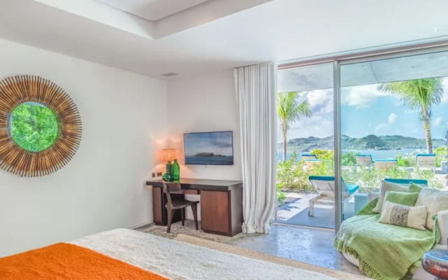 Dream Villa Pointe Milou-1971