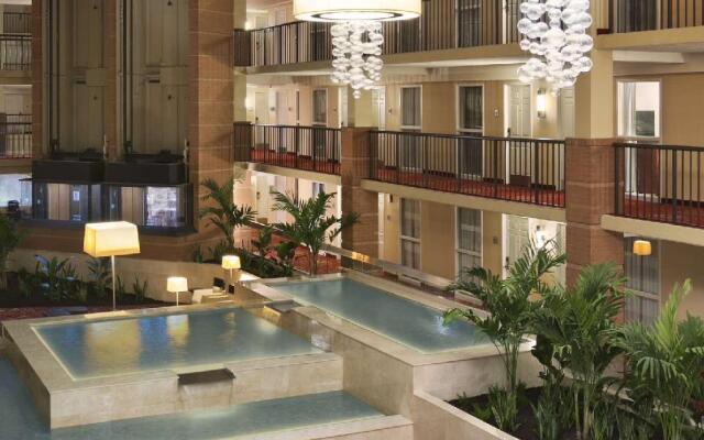 Embassy Suites by Hilton Cleveland Beachwood