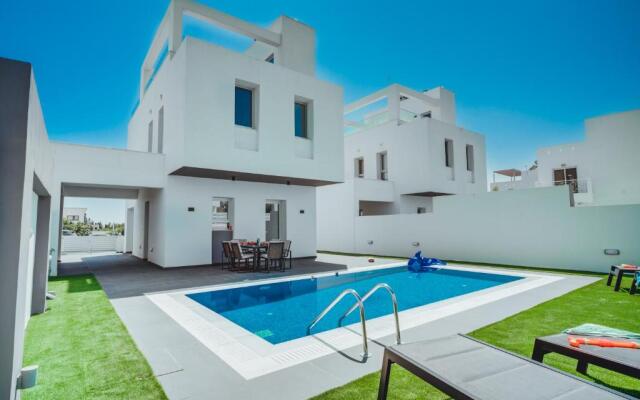 Modern 3 bedroom villa near Nissi Beach!