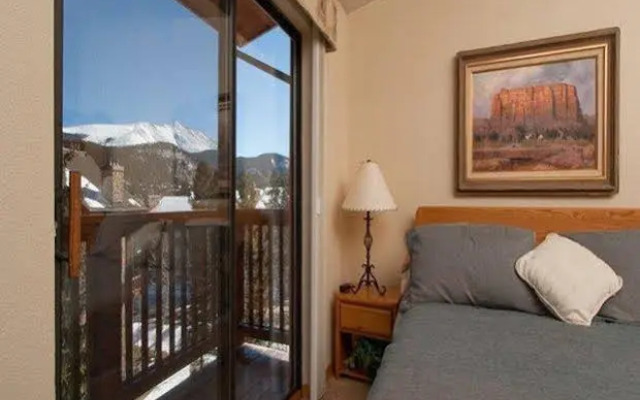 Pine Ridge Condominiums