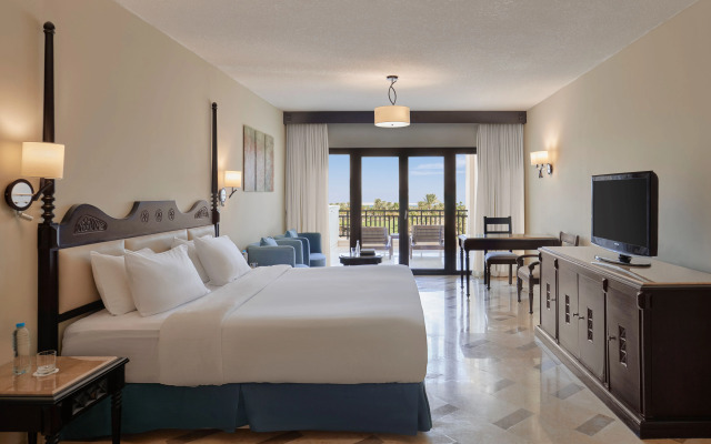 Steigenberger Al Dau Beach	