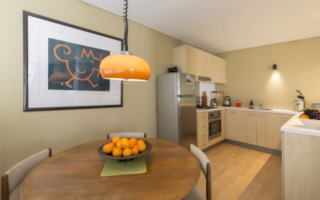 Spacious 1 Bedroom Apt Close To Green Square & Pool