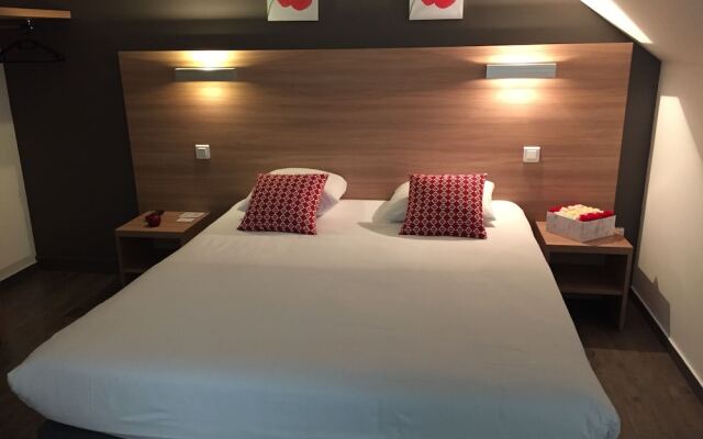 Hotel Kyriad BESANCON - Palente