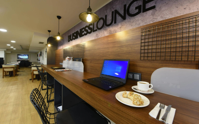 Asal Hotel