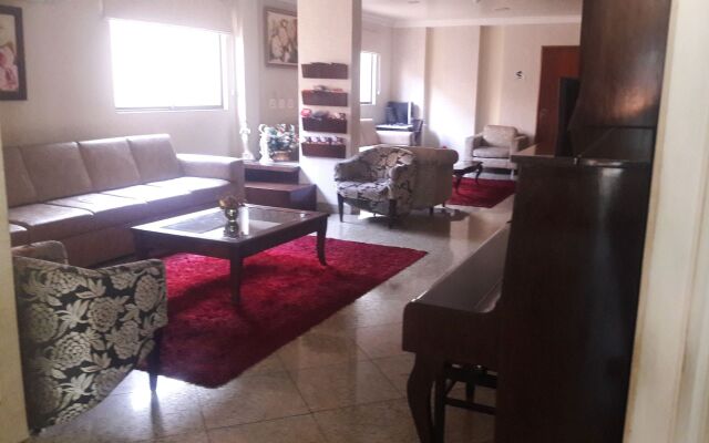 Crystal Plaza Hotel Marista