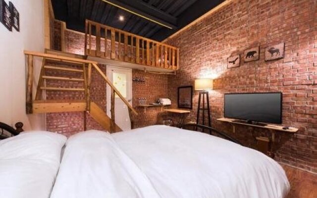 Red Brick 642