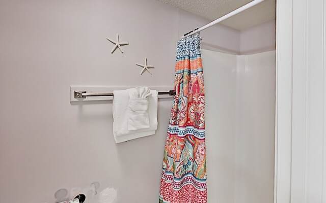 542nd98c 2 Bedroom Condo