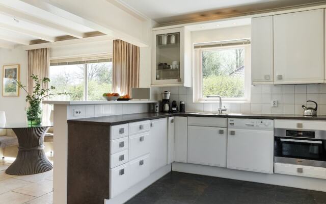 Scenic Villa Near Bergen Close To the Sea