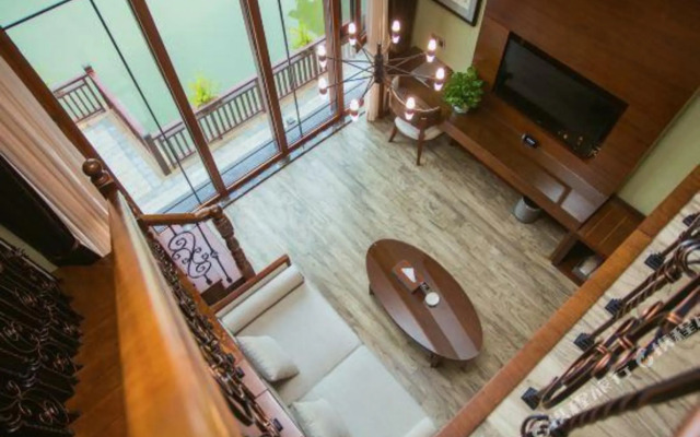 Taihuyuan Holiday Hotel