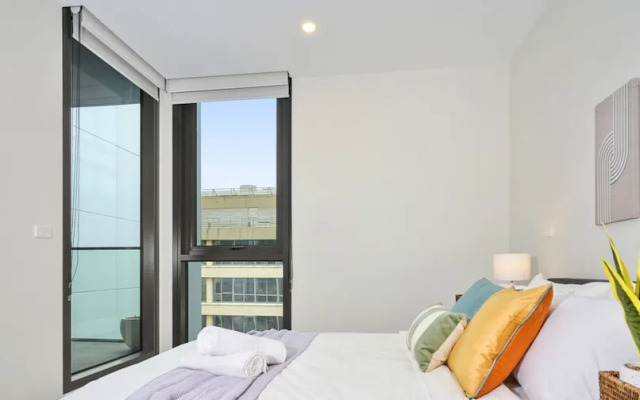 Kozyguru | Moonee Ponds | Modern 1 Bed Apt Parking